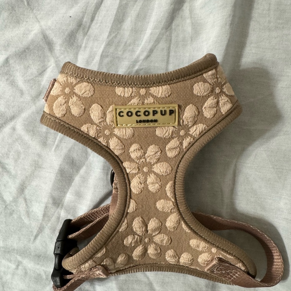 Cocopup London - Luxe Adjustable Neck Harness - Mocha Flower - XXS